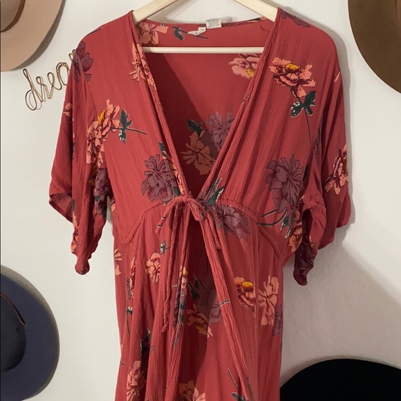 Sky and Sparrow floral kimono wrap - Picture 6 of 7